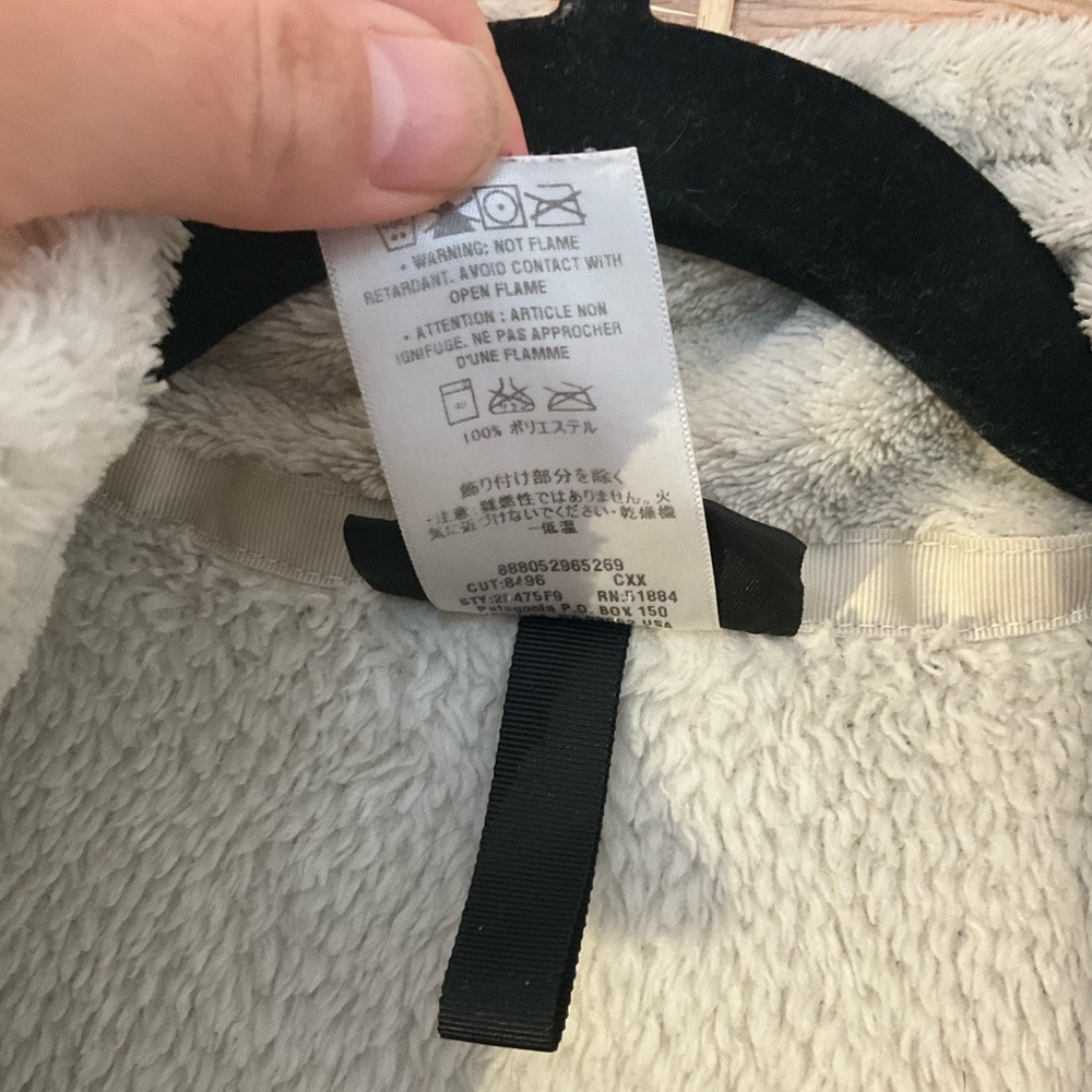 Patagonia Re-Tool Cream Fleece Jacket - Picture 8 of 12